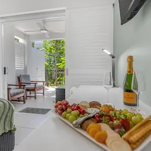 Elysium Private At Club & , Palm Cove Australia